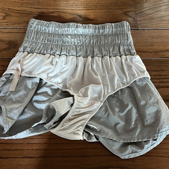 Free People Way Home Short Vivid Violet Silver Size S - Picture 16 of 16